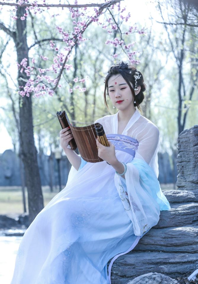 漢服仙女系列，縹緲長(zhǎng)裙圖片