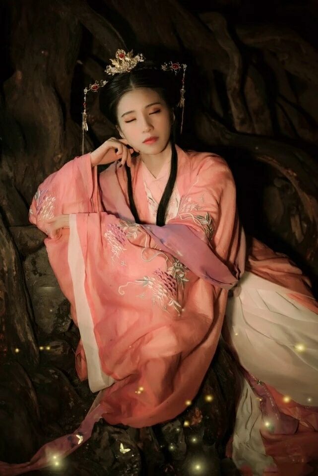 粉紅齊腰襦裙?jié)h服，魏晉風(fēng)大袖衫彩虹裙圖片