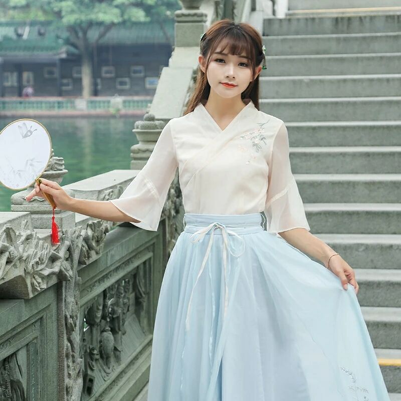 優(yōu)雅如詩(shī)，淡雅清新漢服圖片