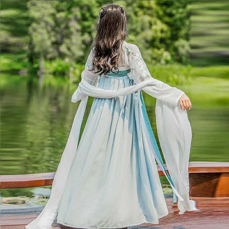 柔和素雅漢服，清新可人漢服圖片