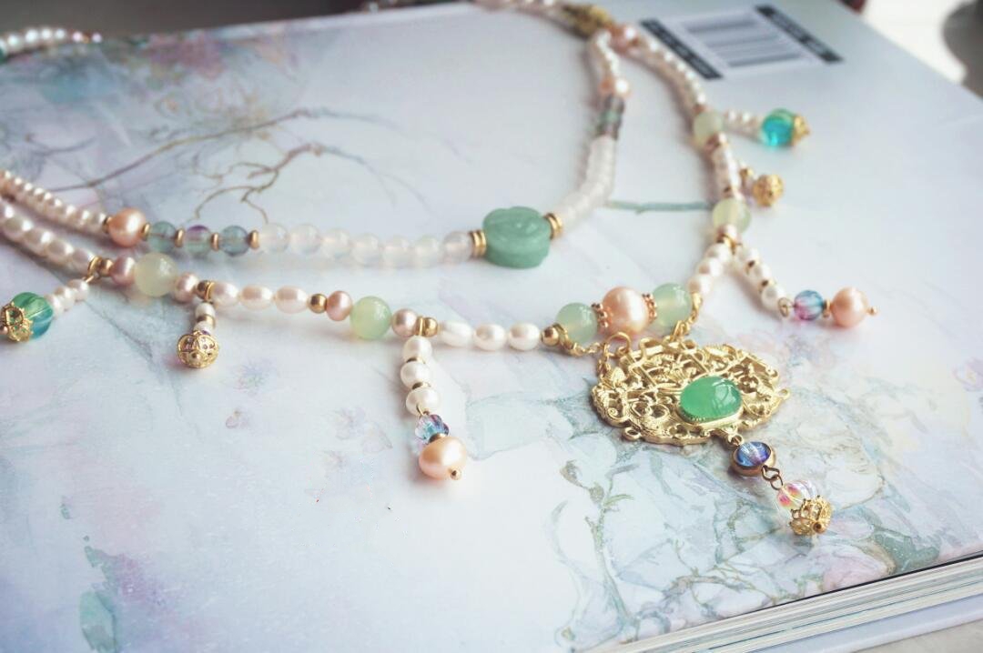 珍珠瓔珞鎖項(xiàng)圈