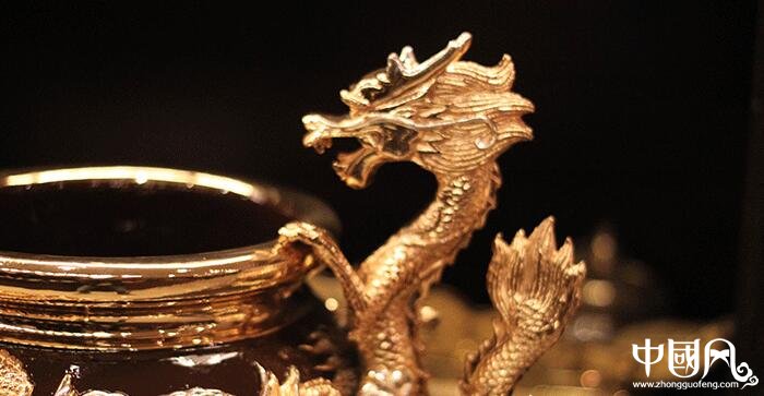 純銅鎏金雙龍香爐，雙耳龍香爐盤香爐