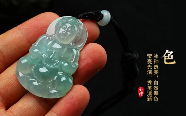冰種翡翠觀音，飄綠緬甸翡翠觀音吊墜