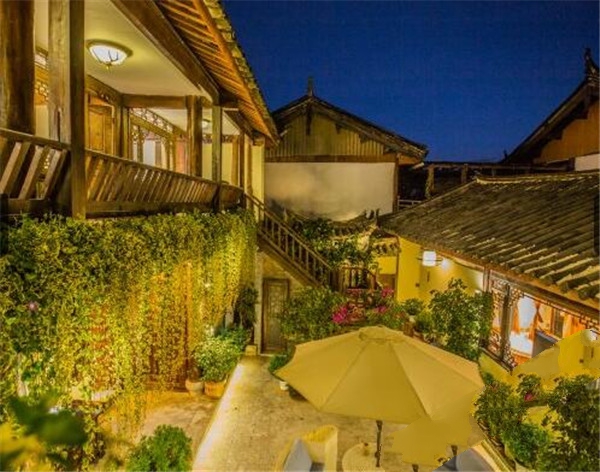 大理『云渡客?！? src="/yuedu/d/file/bigpic/190404/04/5-1F42GA120.jpg" / data-jSW0="RWLteH"><img alt=