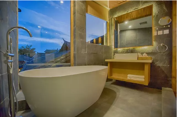 麗江特色民宿：麗水云邊