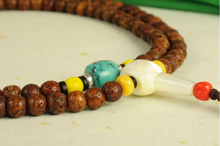 什么是星月菩提？原生態(tài)藏傳爆老星月菩提