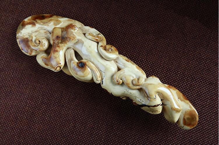 緬甸琥珀雕刻件，琥珀鑒別方法