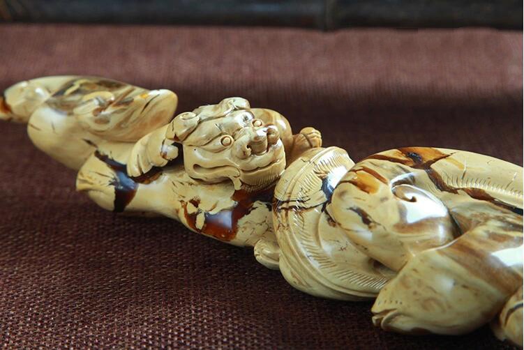 緬甸琥珀雕刻件，琥珀鑒別方法