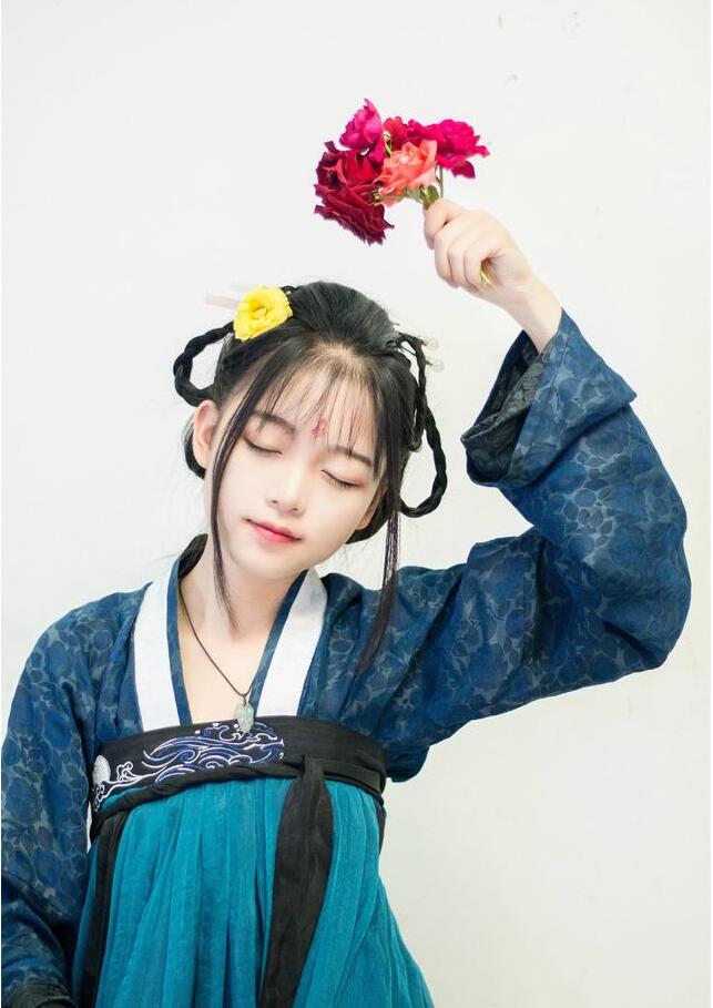 匠心啟航閱讀漢服女古裝