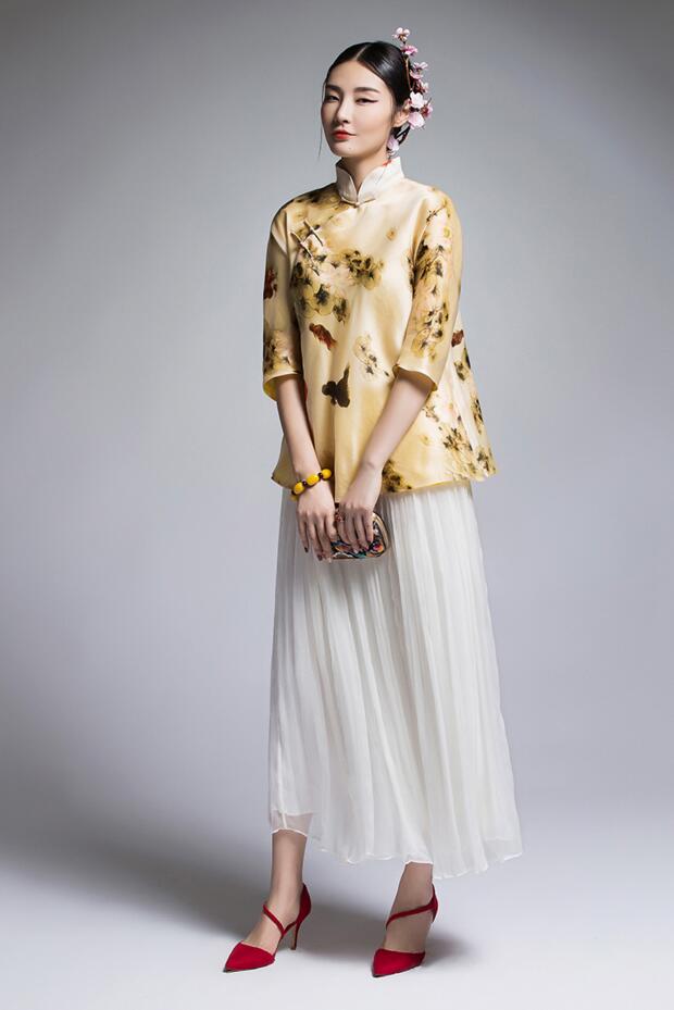 匠心啟航閱讀復(fù)古真絲歐根緞印花改良唐裝