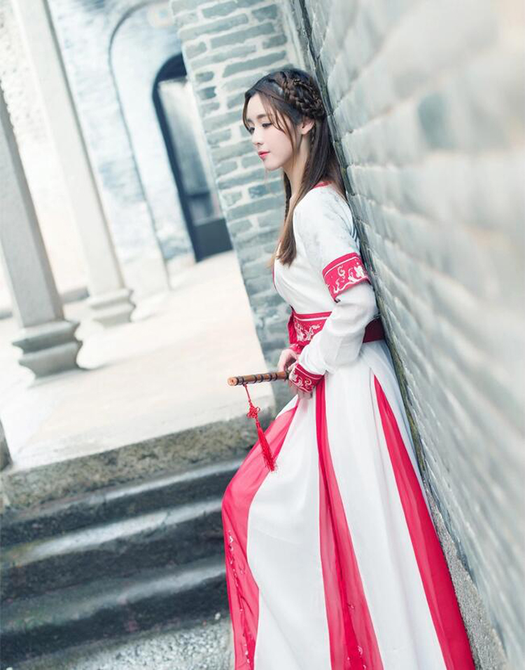 匠心啟航閱讀古裝漢元素表演服