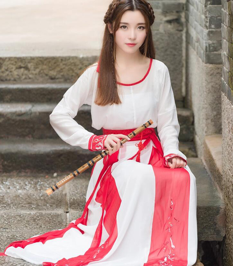 匠心啟航閱讀古裝漢元素表演服