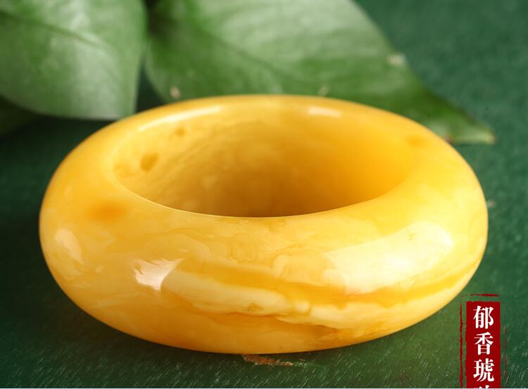 琥珀蜜蠟，百年收藏！