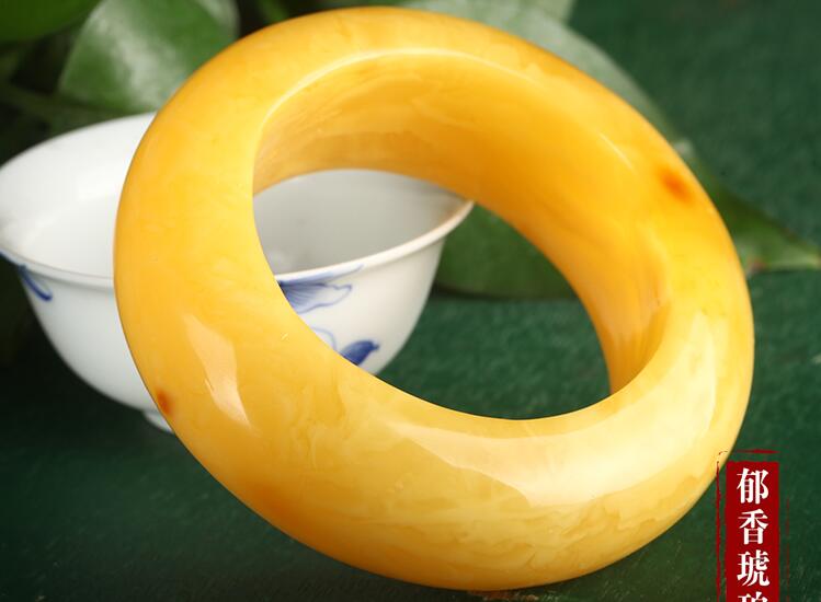 琥珀蜜蠟，百年收藏！