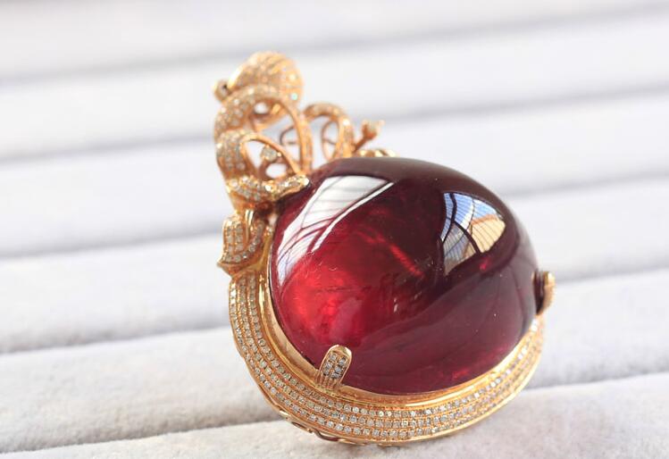 水晶，女生最好的裝飾品！