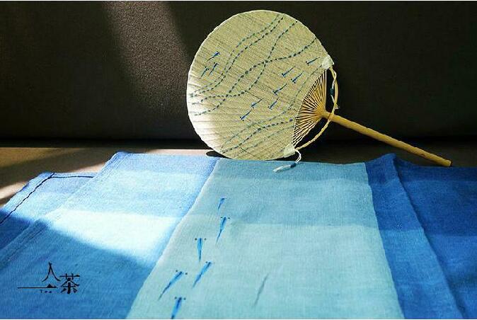 匠心啟航閱讀復(fù)古刺繡和風(fēng)扇