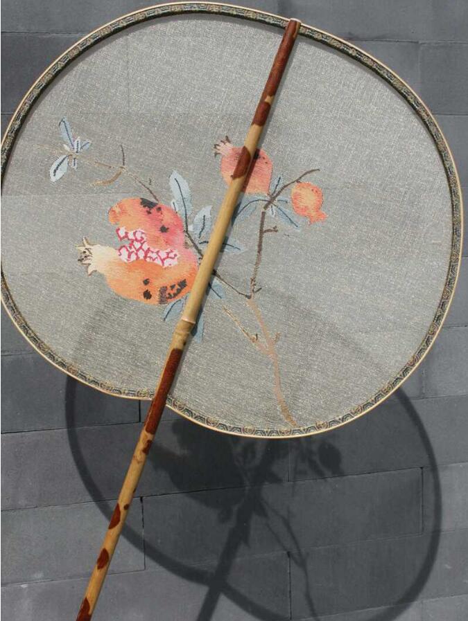 匠心啟航閱讀湘妃竹柄緙絲宮扇