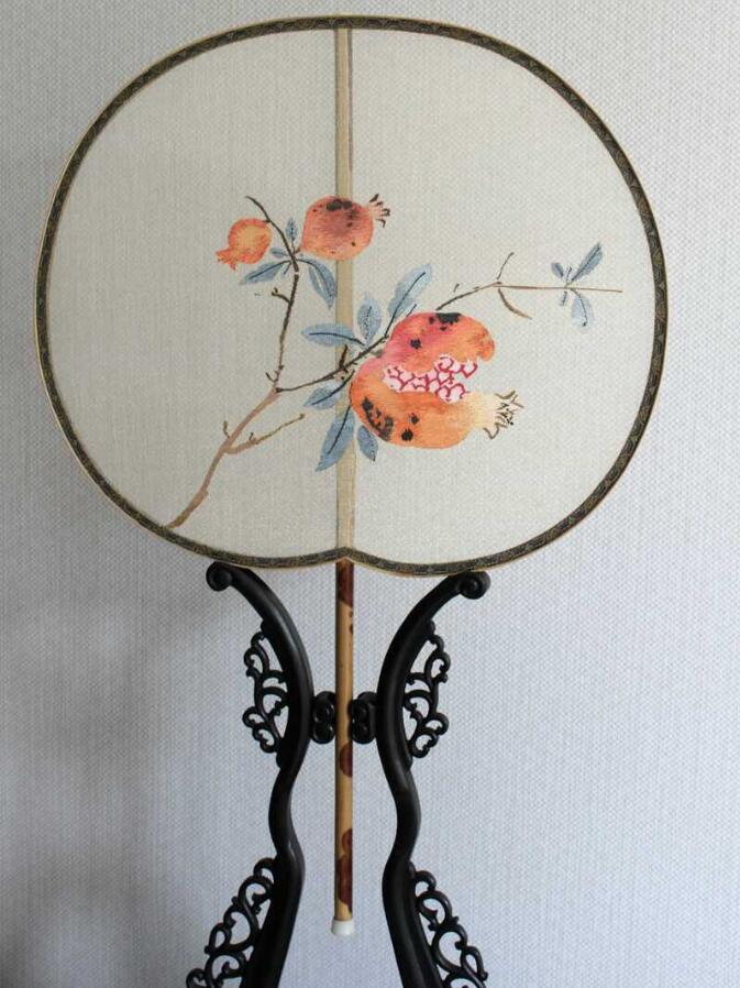 匠心啟航閱讀湘妃竹柄緙絲宮扇