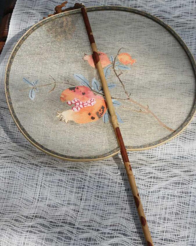 匠心啟航閱讀湘妃竹柄緙絲宮扇