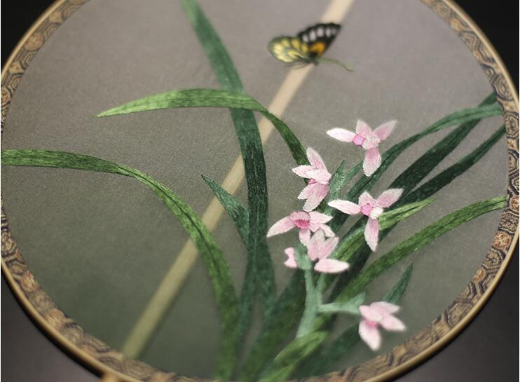 匠心啟航閱讀手工刺繡真絲團(tuán)扇