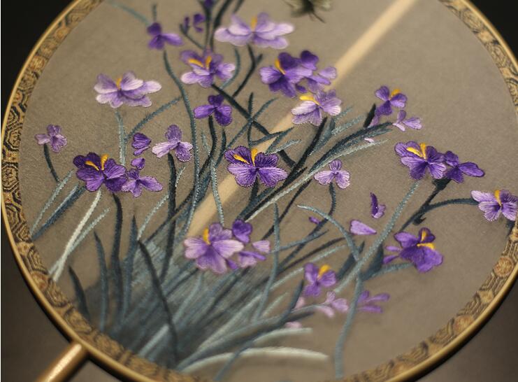 匠心啟航閱讀刺繡真絲團(tuán)扇