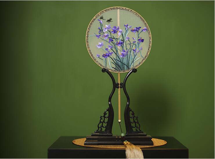 匠心啟航閱讀刺繡真絲團(tuán)扇