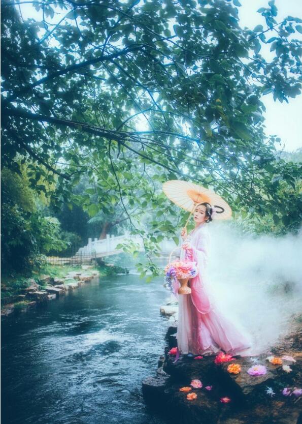 徐嬌漢服古裝圖片，匠心啟航閱讀圖片