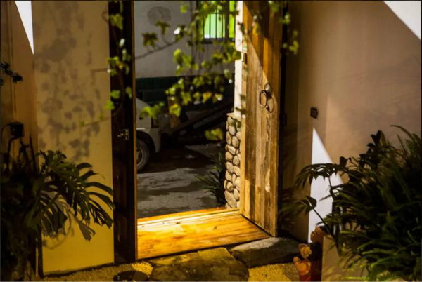 大理古城民宿，逸舍雅居大理民宿