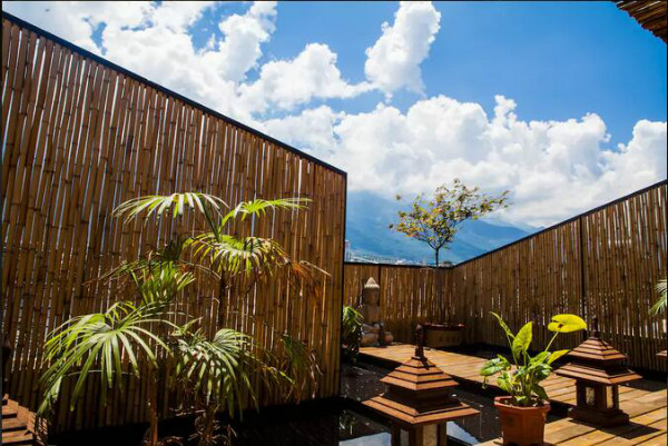 大理古城民宿，逸舍雅居大理民宿