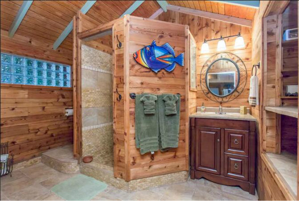 美國(guó)夏威夷民宿，可愛(ài)的花園姜餅屋