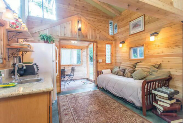 美國(guó)夏威夷民宿，可愛(ài)的花園姜餅屋