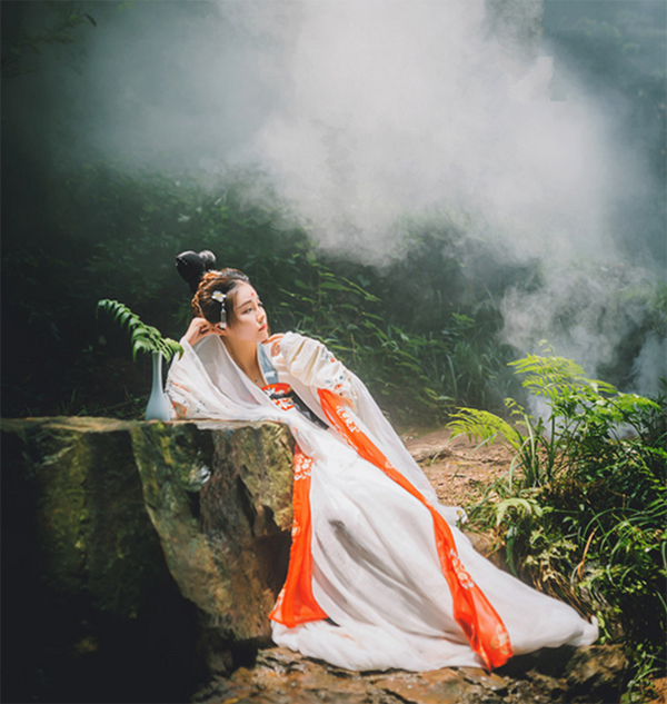 魏晉風交領大袖襦裙