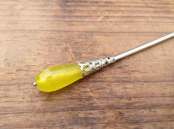 簡(jiǎn)約風(fēng)古典草綠瑪瑙水滴盤發(fā)單簪簪子