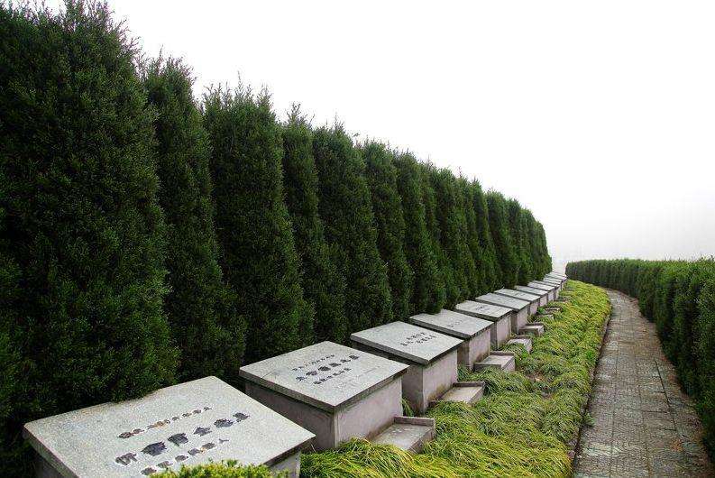 淺談風(fēng)水中的“水”，訴說墓地風(fēng)水的朝向