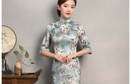 淡青色印花旗袍，芳顏中袖真絲旗袍裙