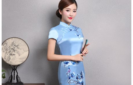 玉蘭香刺繡旗袍，復古淺藍色短袖旗袍裙