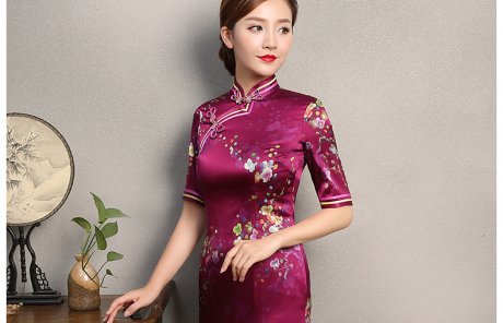 玫紅色印花旗袍，中袖真絲旗袍裙