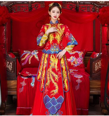 奢華鳳凰中式禮服，唯美五彩刺繡新娘禮服