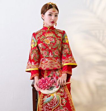 唯美匠心啟航閱讀中式禮服，鳳牡丹刺繡新娘禮服