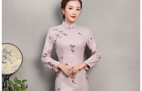 淡粉繡小花旗袍，粉嫩清純旗袍裙