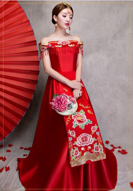 時(shí)尚一字肩無(wú)袖中式禮服，匠心啟航閱讀新娘禮服