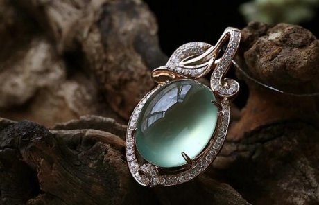 天然水晶，18K金葡萄石吊墜