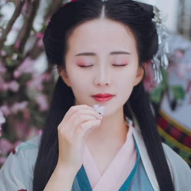 夢花期小清新女生頭像，唯美古風(fēng)真人頭像
