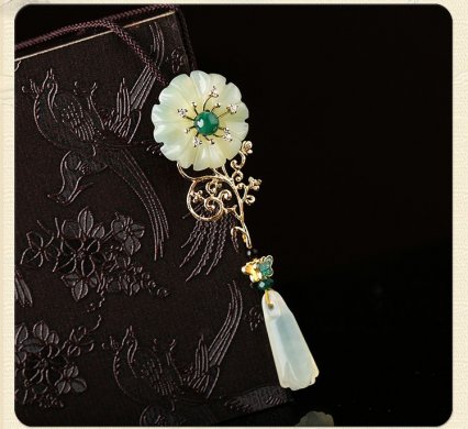 岫玉吊墜掛件，簡約氣質(zhì)項鏈?zhǔn)罪? / data-Bhnt=