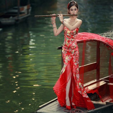 匠心啟航閱讀性感抹胸中式旗袍古裝美女圖片