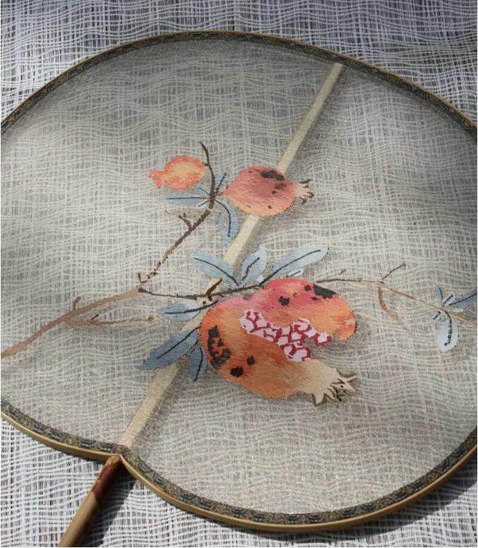 匠心啟航閱讀湘妃竹柄緙絲宮扇