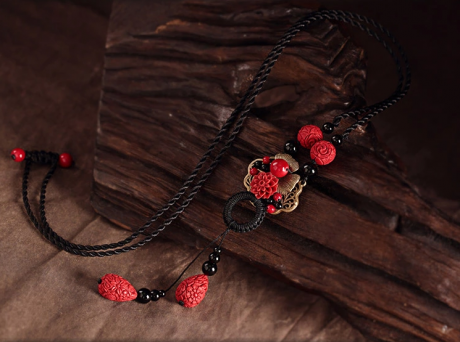 紅朱砂吊墜簡(jiǎn)約毛衣鏈復(fù)古風(fēng)項(xiàng)鏈?zhǔn)罪? / data-L9bD=