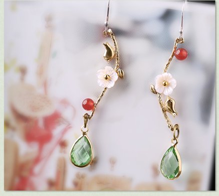 鳴翠柳耳環(huán)，淡雅清新花朵耳環(huán)首飾