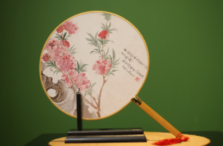 匠心啟航閱讀宮扇女式團(tuán)扇，古風(fēng)工藝漢服古典扇子圖