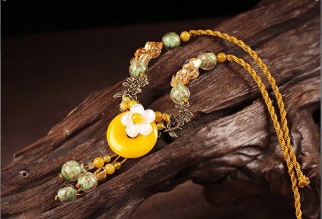 黃色平安扣鎖骨鏈，清新明麗項(xiàng)鏈?zhǔn)罪? / data-0EEh=